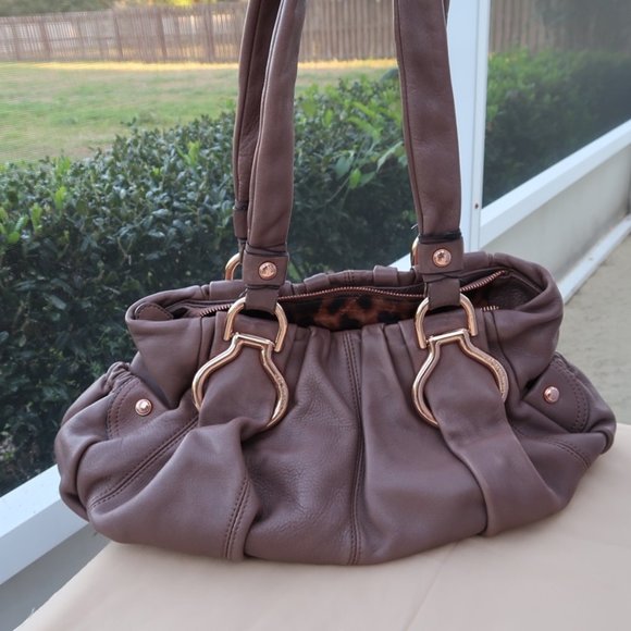 b. Makowsky shoulder bag - Picture 1 of 6